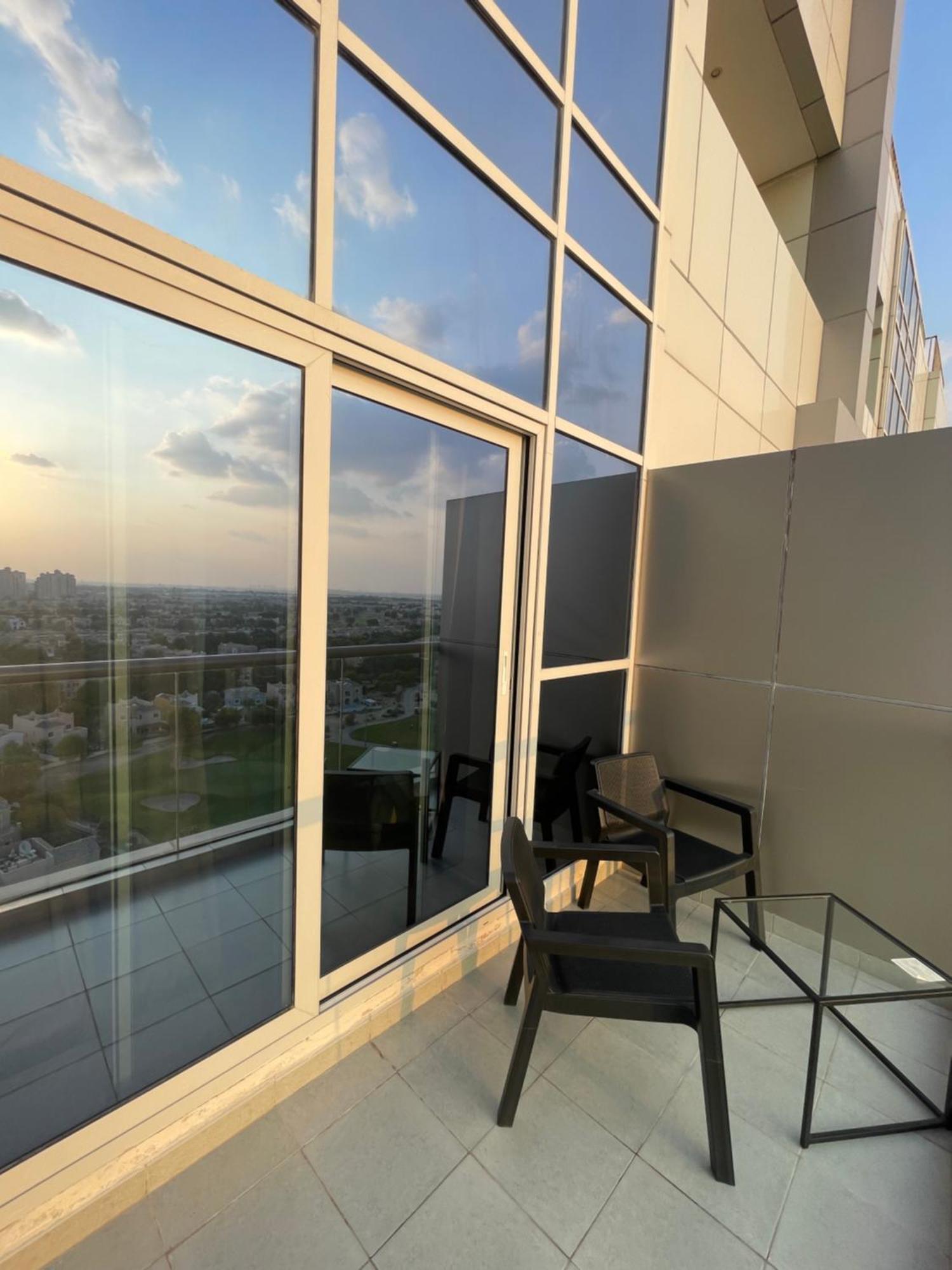 Great View, Dubai Sportcity, Parking Included, Nice Apartments المظهر الخارجي الصورة